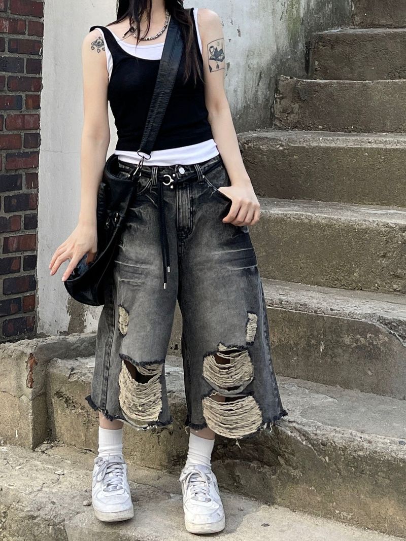 heenytsuki（ヒニツキ）の「Spark Destroyed Denim Bermuda Pants（Pants）」