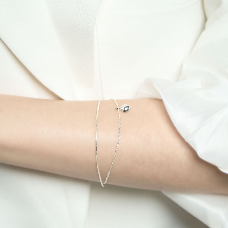 HAWHA（ハワ）の「ミニマルハートシンボルブレスレット (Silver 925)（アクセサリー）」