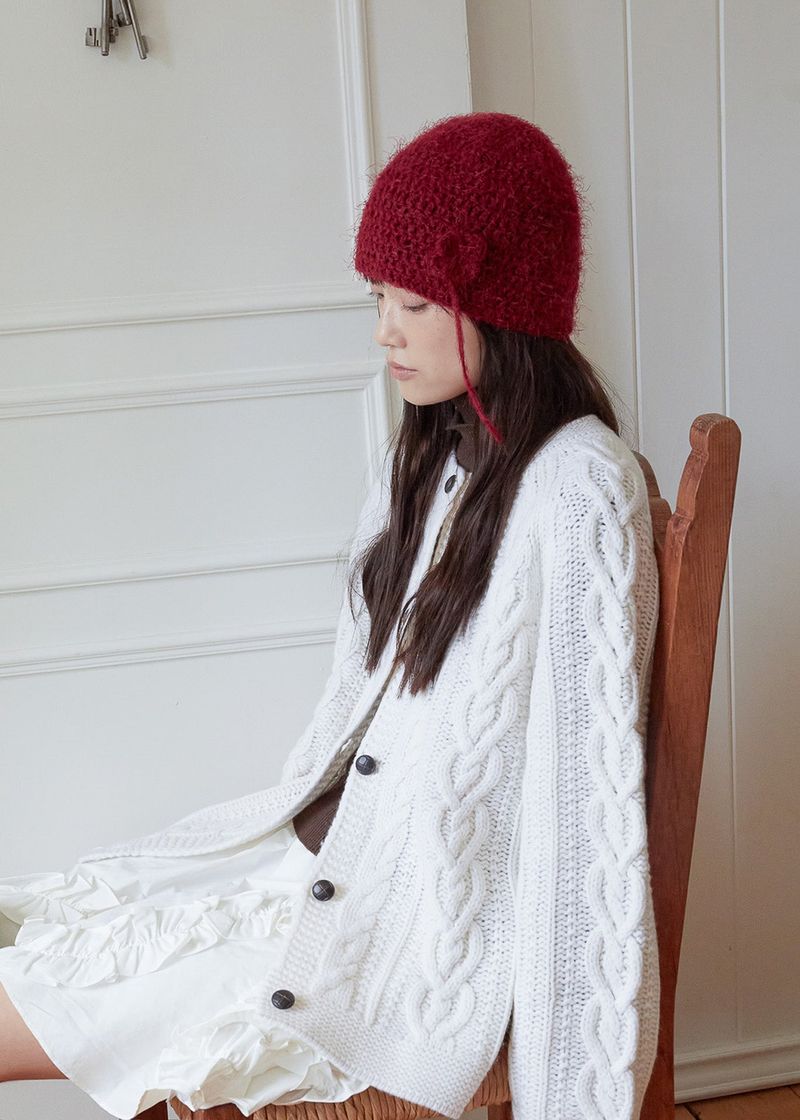 Clover Broach Beanie - Burgundy