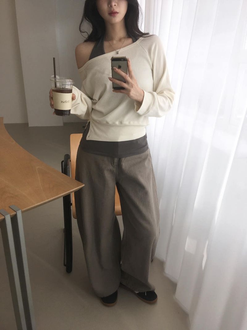 Cross stud pants