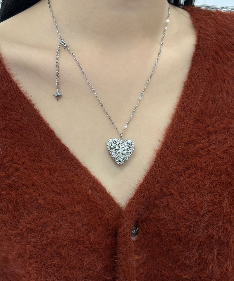og heart necklace