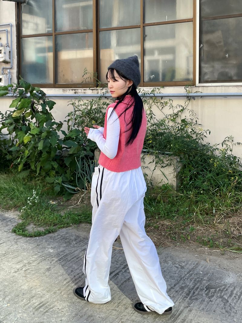 Hip track wide pants