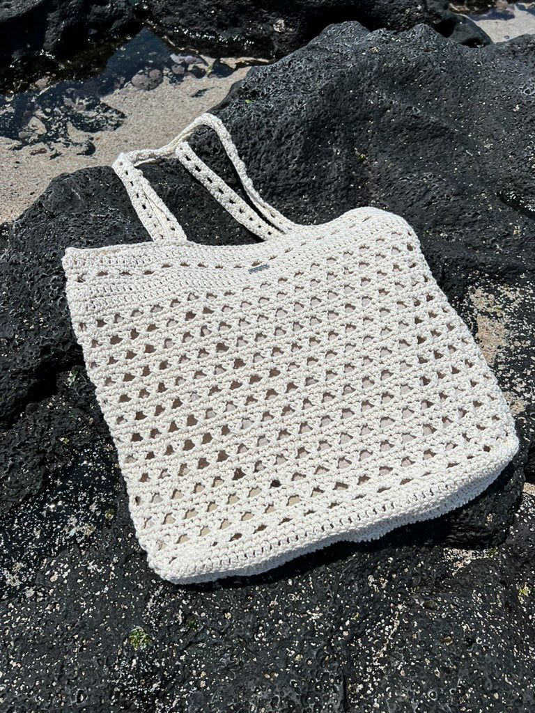 Floral Crochet Round Shoulder Bag_White  
