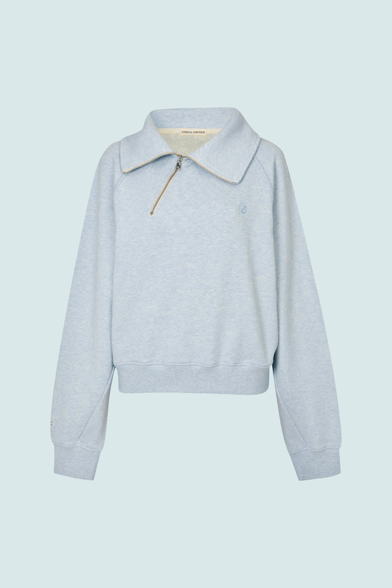 COMFORT DIAGONAL ZIP SWEATSHIRTS (LIGHT BLUE)