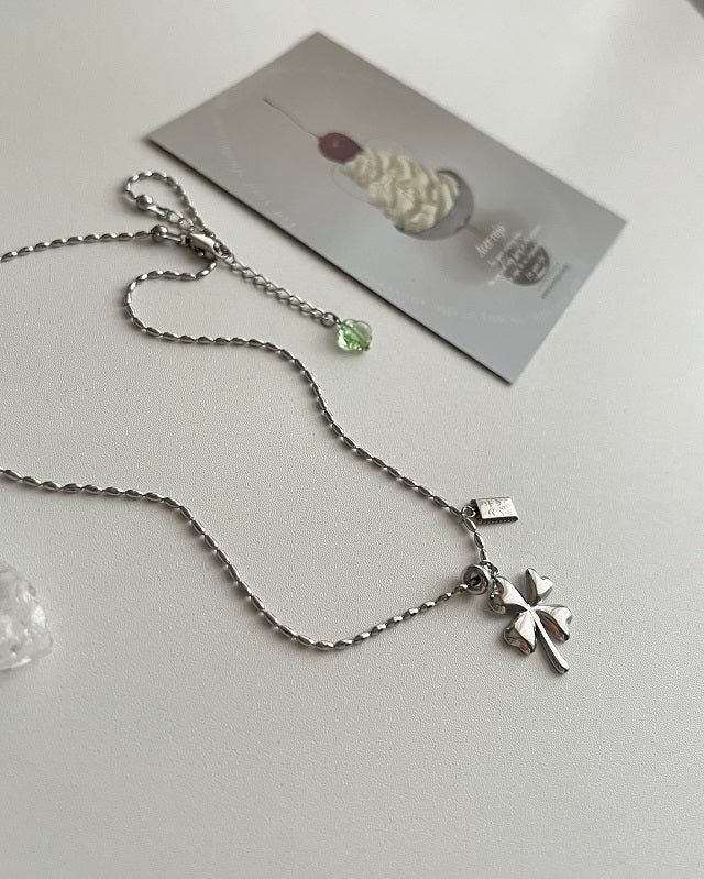 Acer rojo（アセルロジョ）の「cjn ラッキークローバーキッシュ2wayボールドネックレス（アクセサリー）」