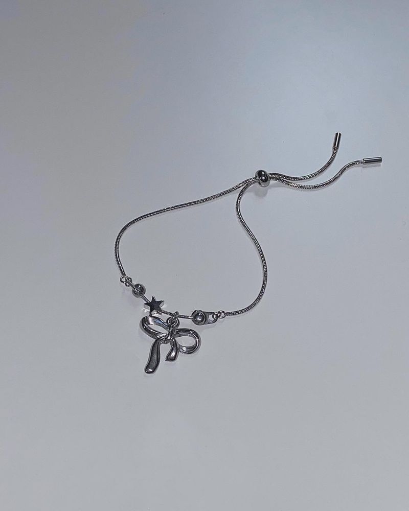 ribbon star bracelet