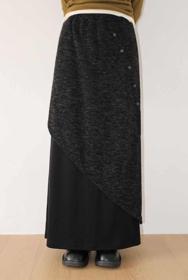 AAKE(アケ)の「BUTTON LAYERED MAXI SKIRT(Skirts)」