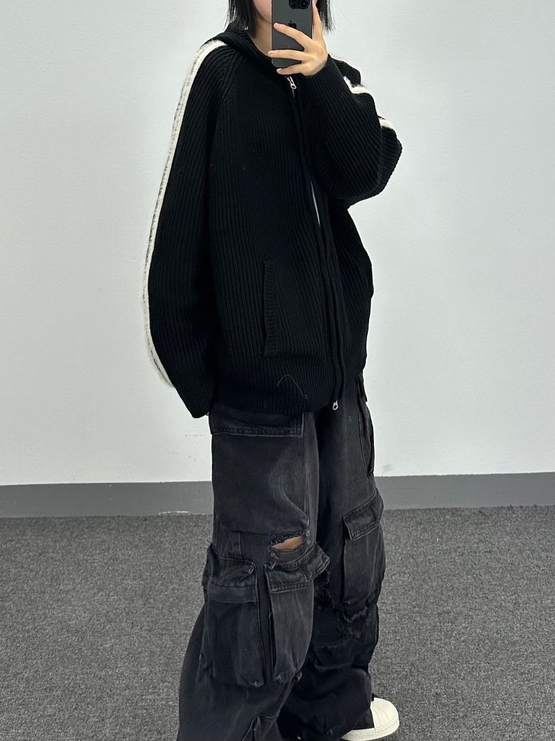 hairy line knit zip-up