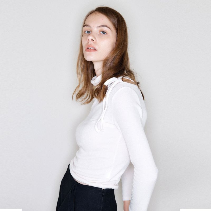 Danika turtleneck top (ivory)