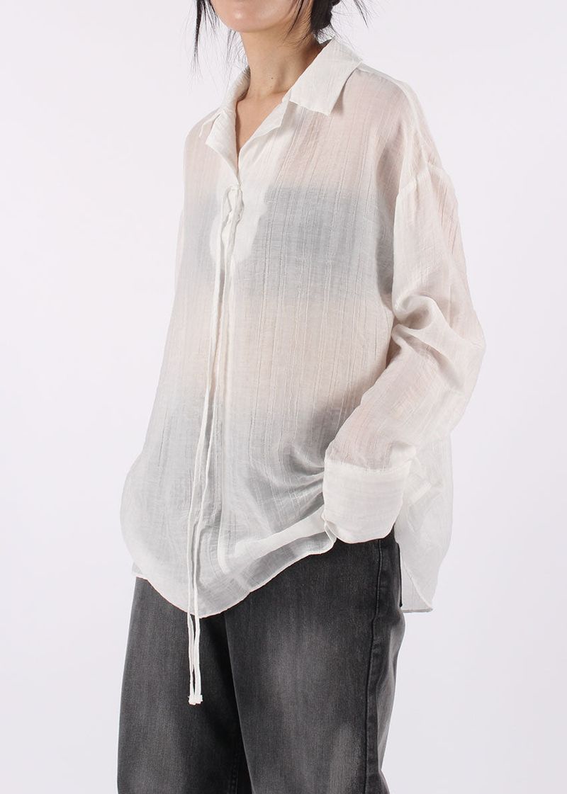 EYELET BLOUSE