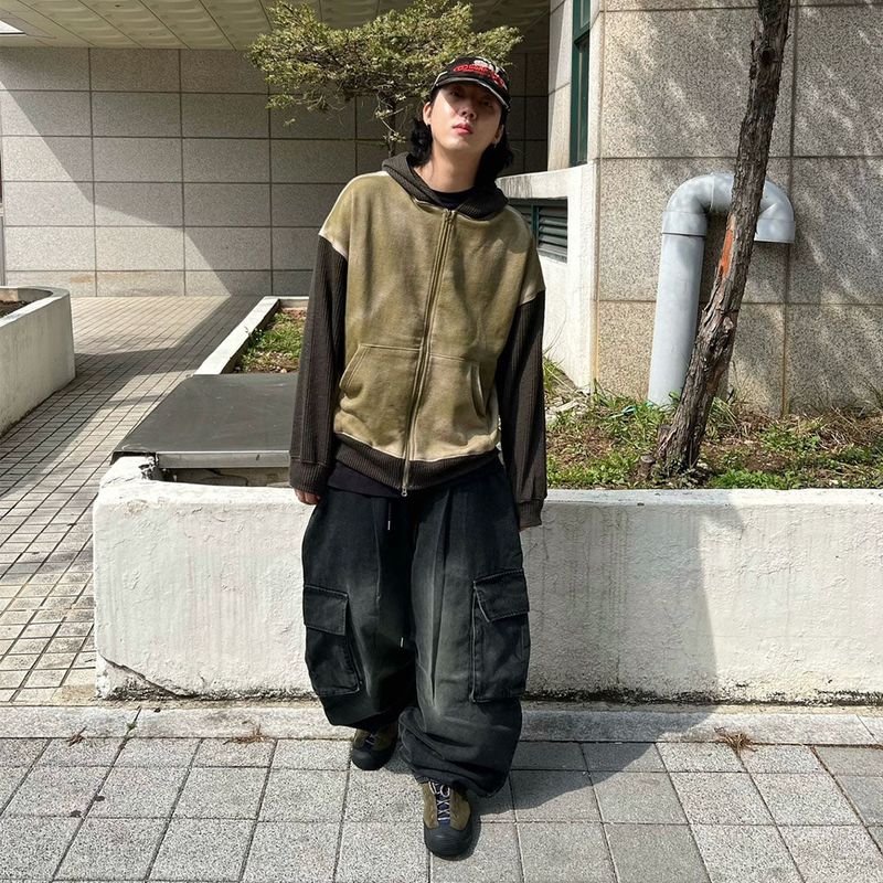 Wide Y2K Cargo Balloon Pants