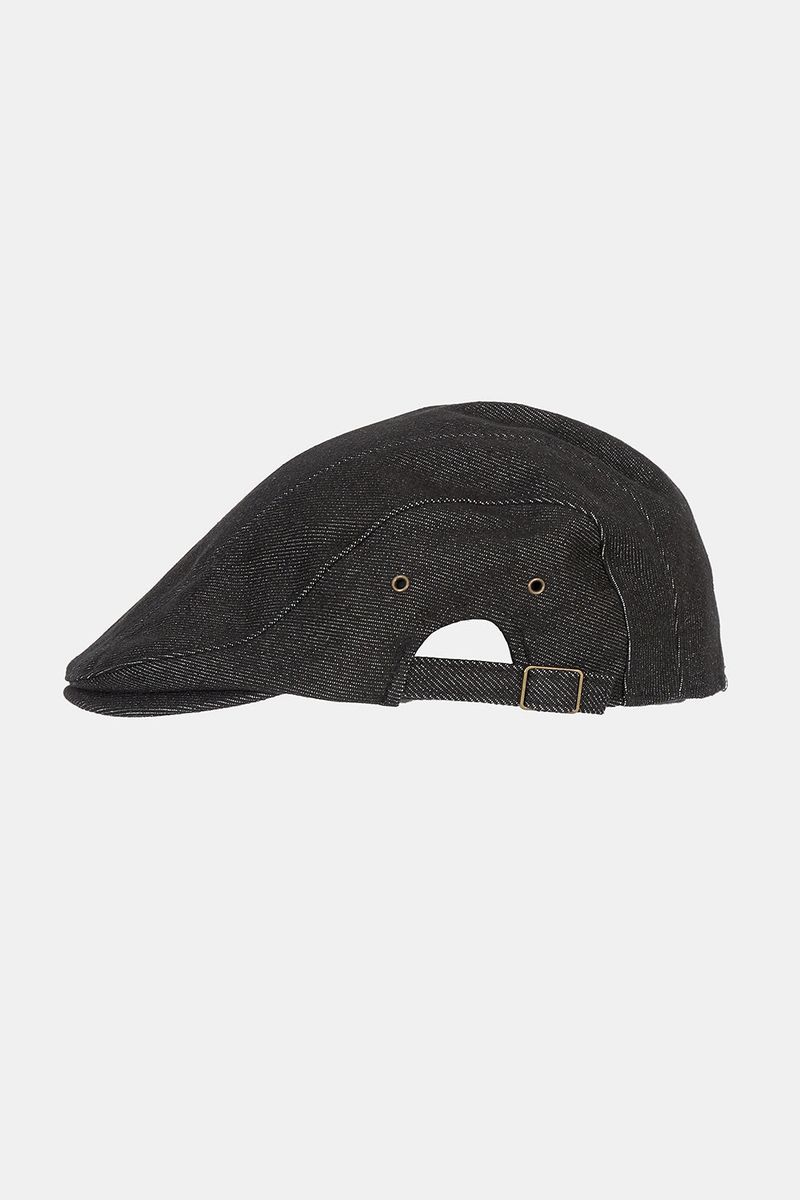 Ordinary denim hunting cap