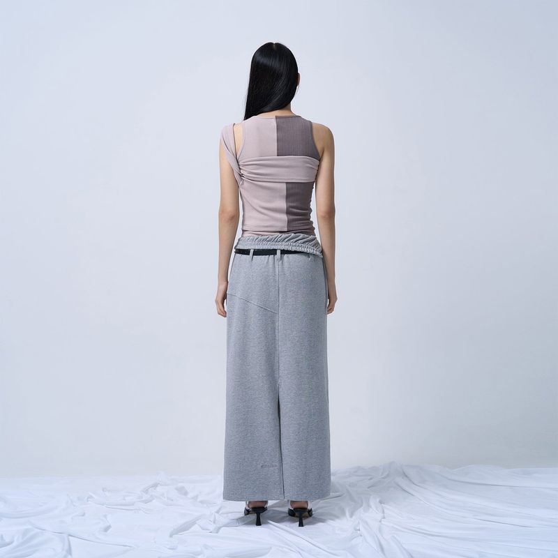 UNBALANCE SLEEVELESS TOP (COCOA)