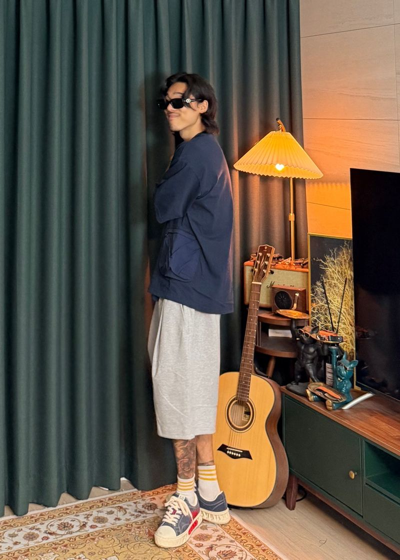 Light One-Tuck Bermuda Shorts 4COLOR