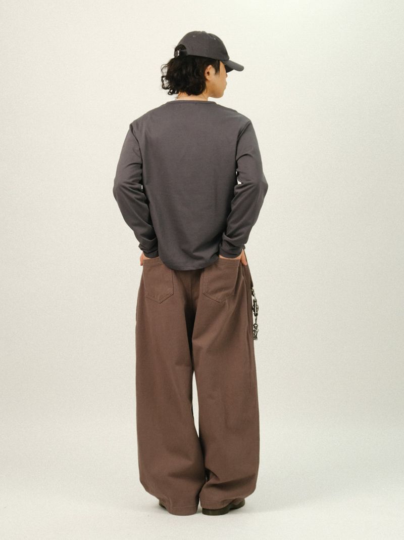 AND Pin-tuck Balloon Pants