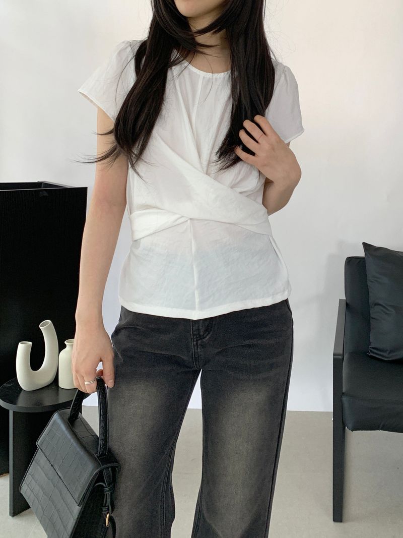 ROIA(ロイア)の「Amélie Shirred Wrap Blouse(Tops)」