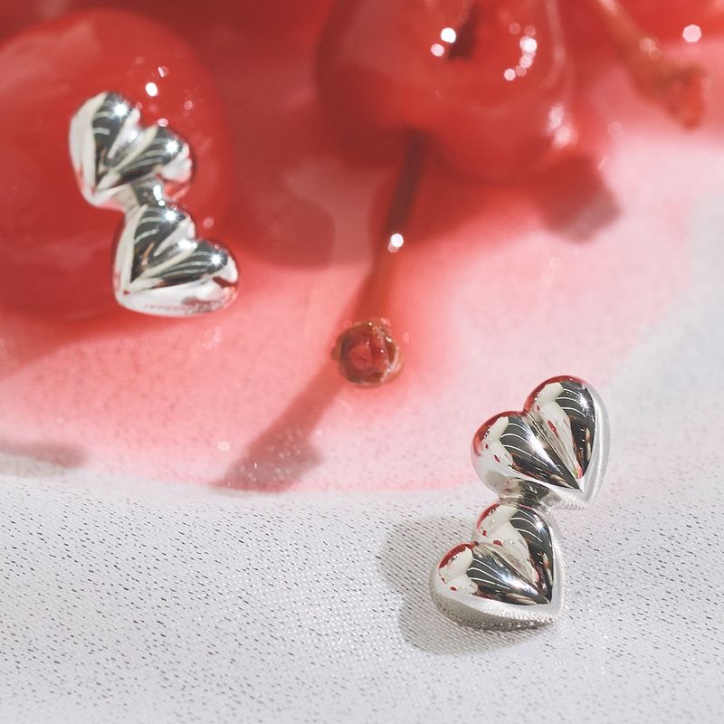 HIT HEART EARRINGS