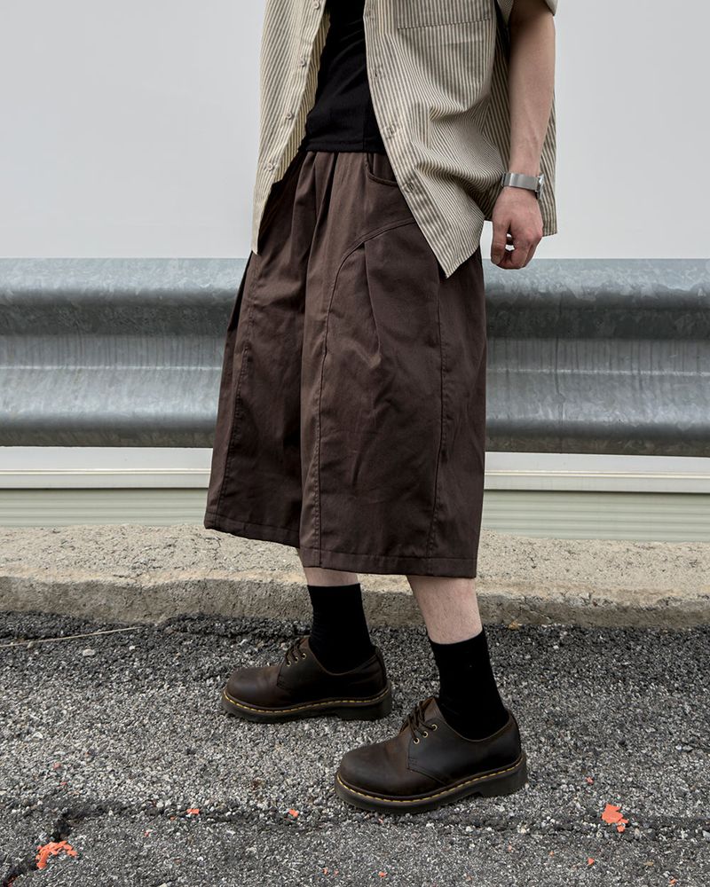 JIIGEUM（ジグム）の「Bascro Cotton Bermuda Pants（Pants）」