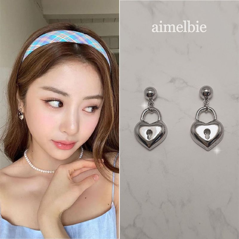 aimelbie（アイメルビー）の「ハートロックイヤリング（アクセサリー）」
