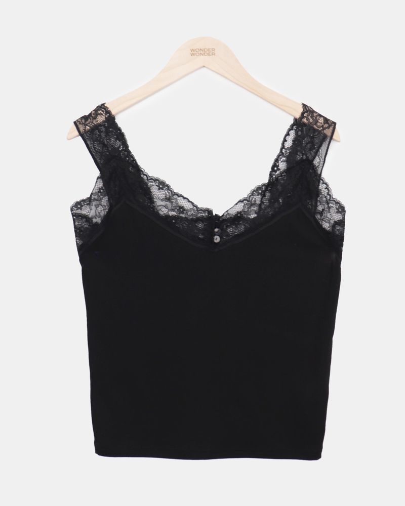 Untel Lace Button Half-Open Sleeveless Top