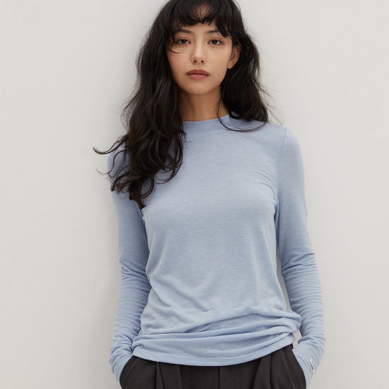 RAVEROUS(レイバロス)の「Wool Like Basic T-Shirts Sky Blue(Tops)」