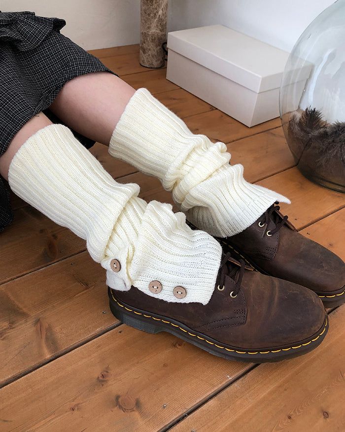 Udin Wood Button Knit Leg Warmers