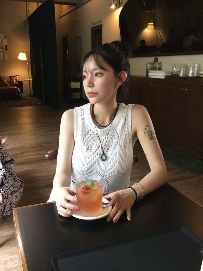 SUNSET FESTIVAL MESH CROP KNIT NASHI (6c)