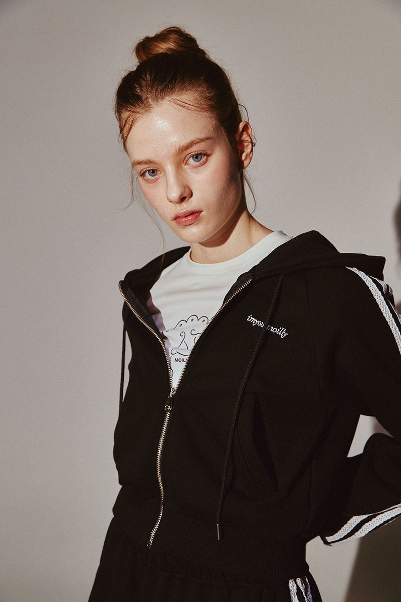 Lace Tape Hood Zip-Up Black
