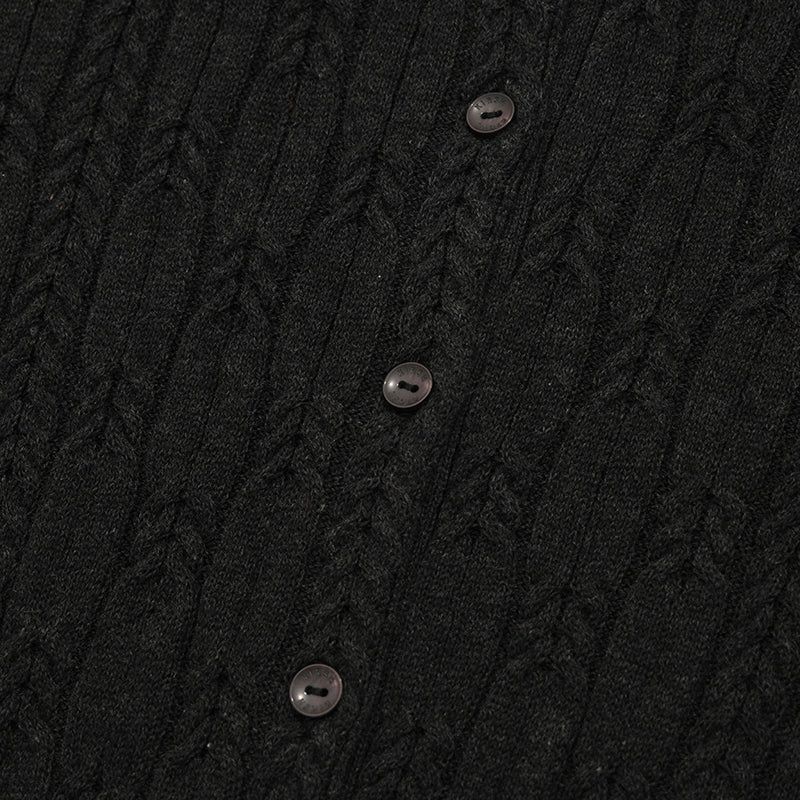 SMALL CHERRY CABLE CROP KNIT CARDIGAN [BLACK]