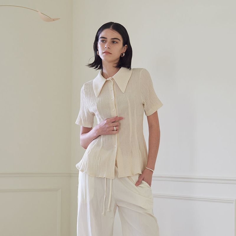 BIG COLLARED SHIRT (CREAM)