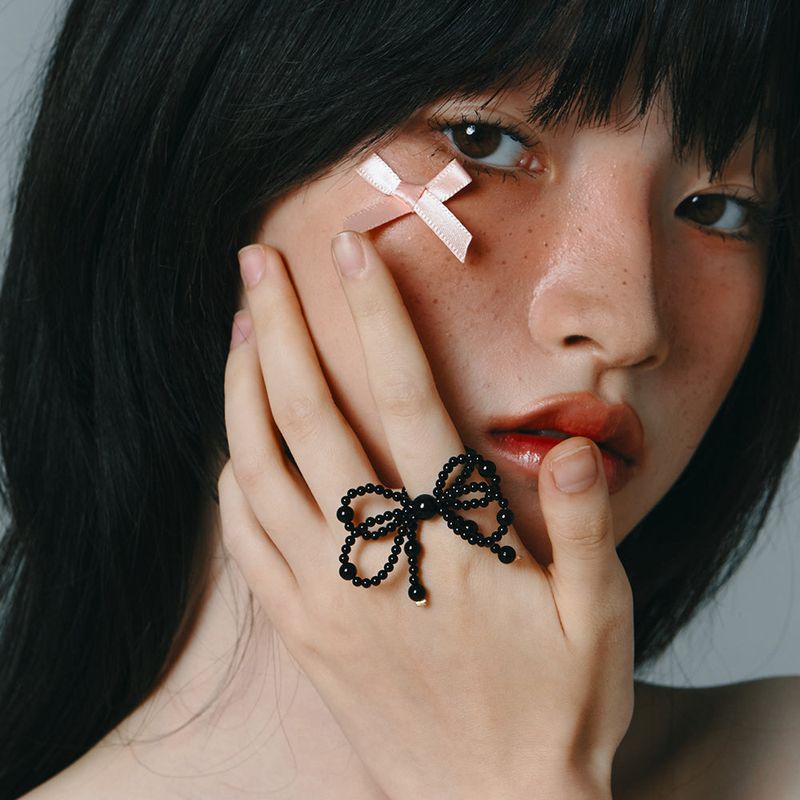 OVT-U(オーブイティーユー)の「オニックスバタフライリング(アクセサリー)」