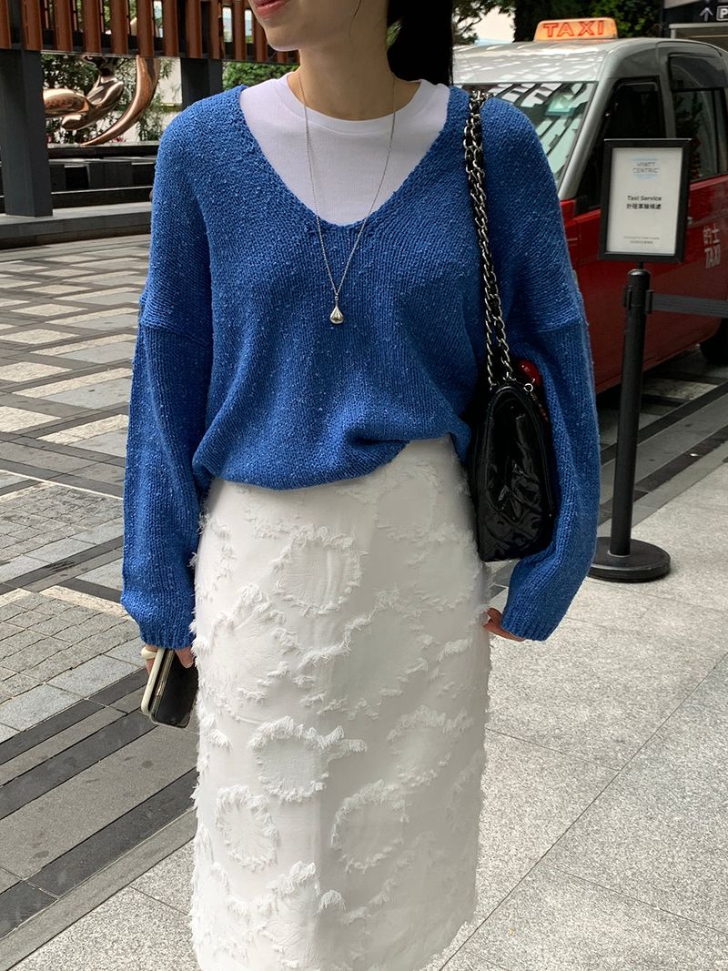[MADE] Rieze Deep V Knit
