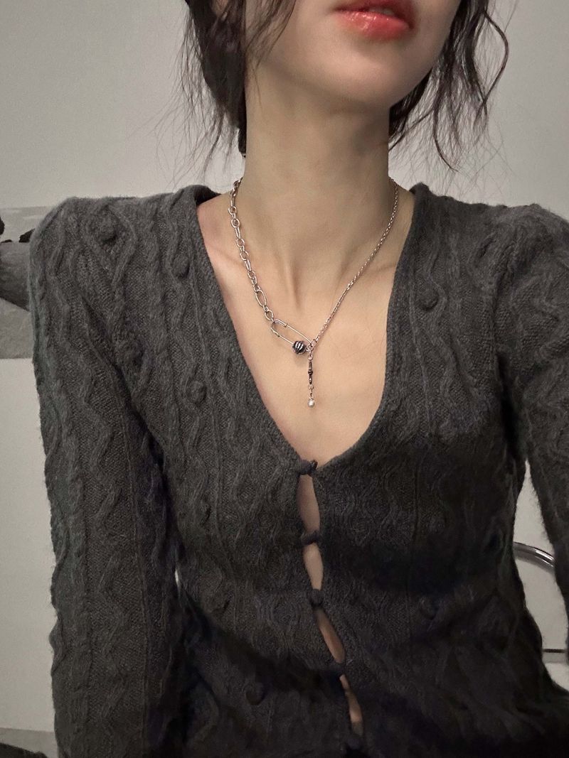 pearl drop necklace(cross)