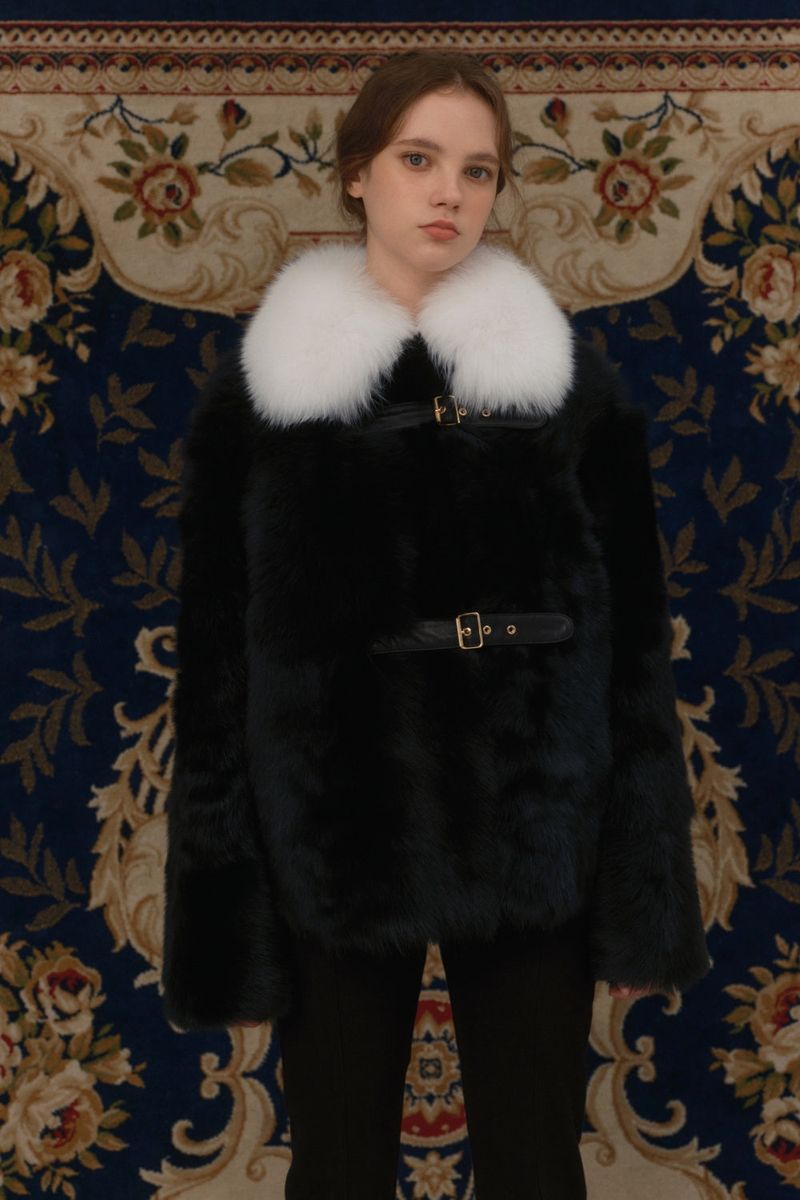 Fox collar fur coat