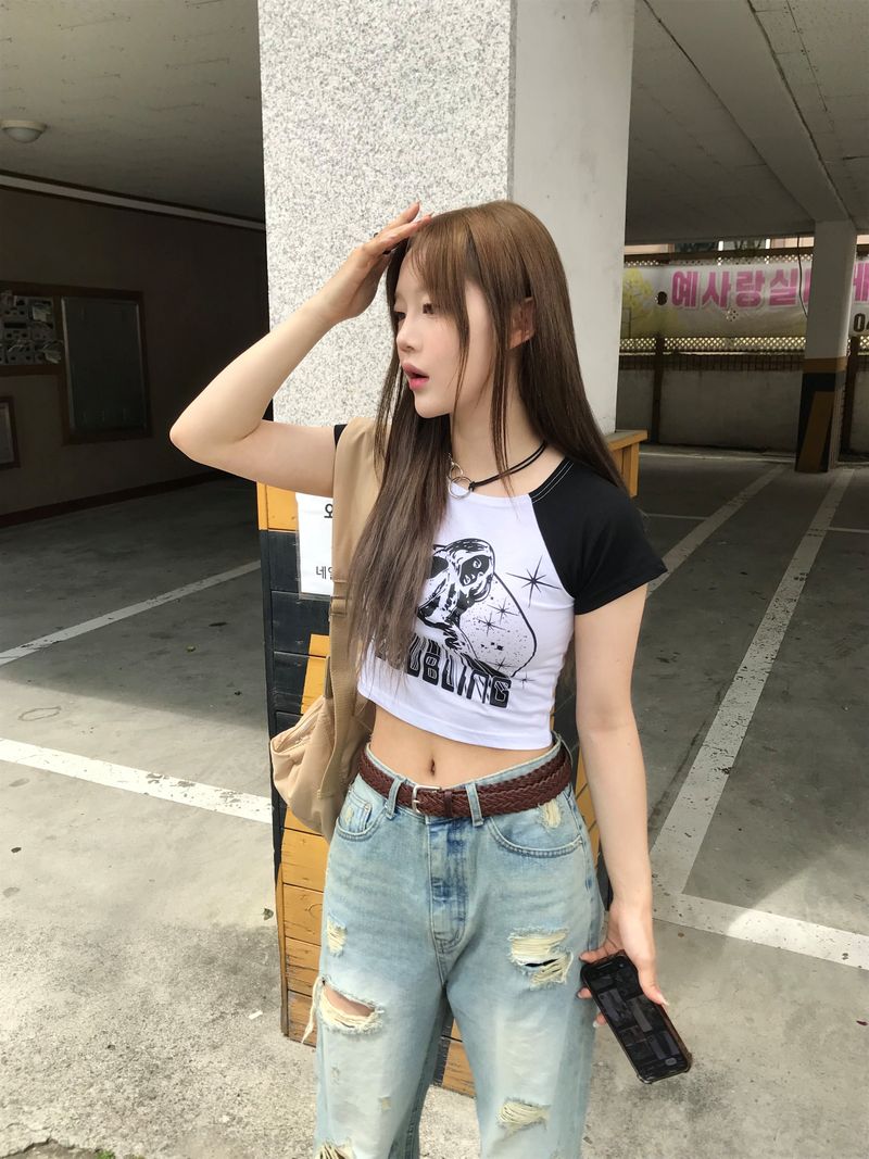Selene crop T