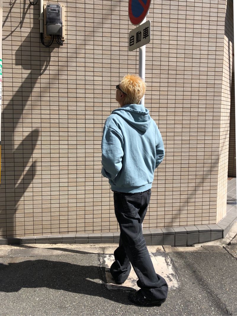 DAMAGE HOOD ZIP-UP