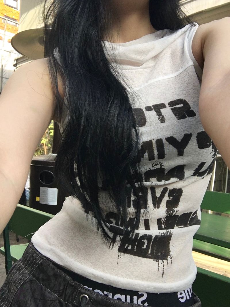 lettering hoodie sleeveless