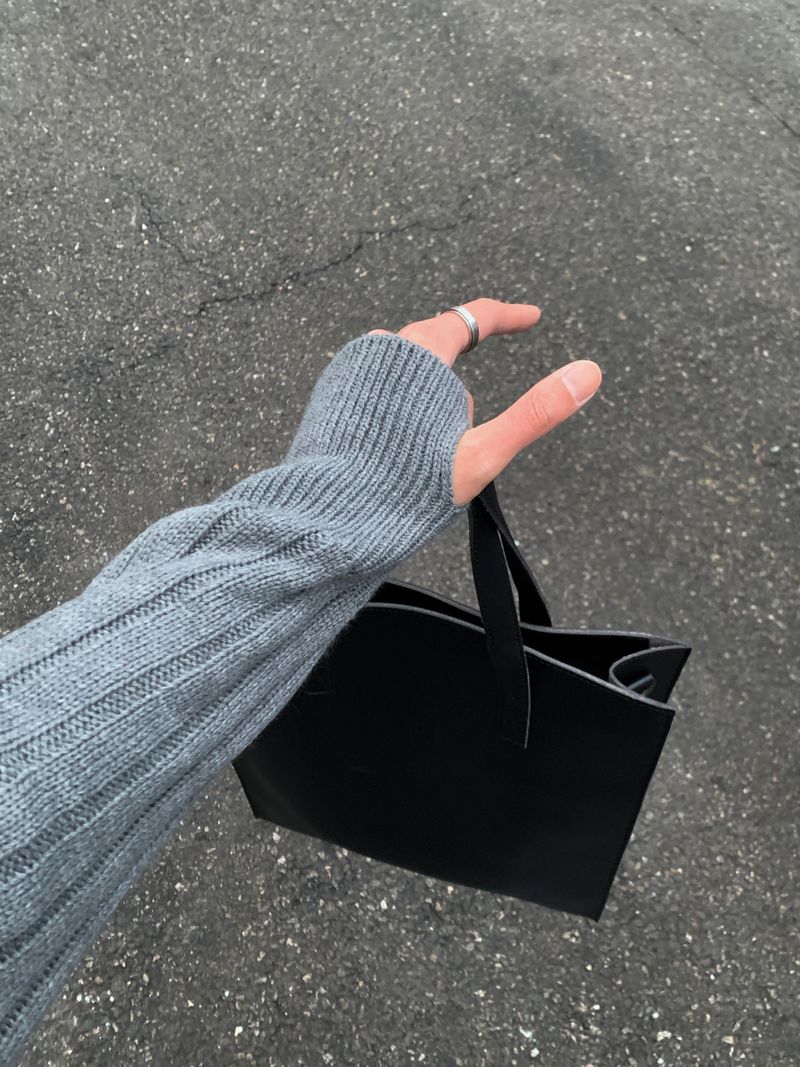Modern Two-Way Todbag (Black)
