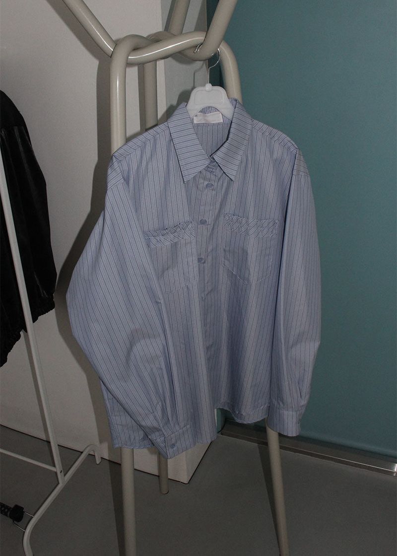 eon（イオエン）の「STRIPE FRILL SHIRT（Tops）」