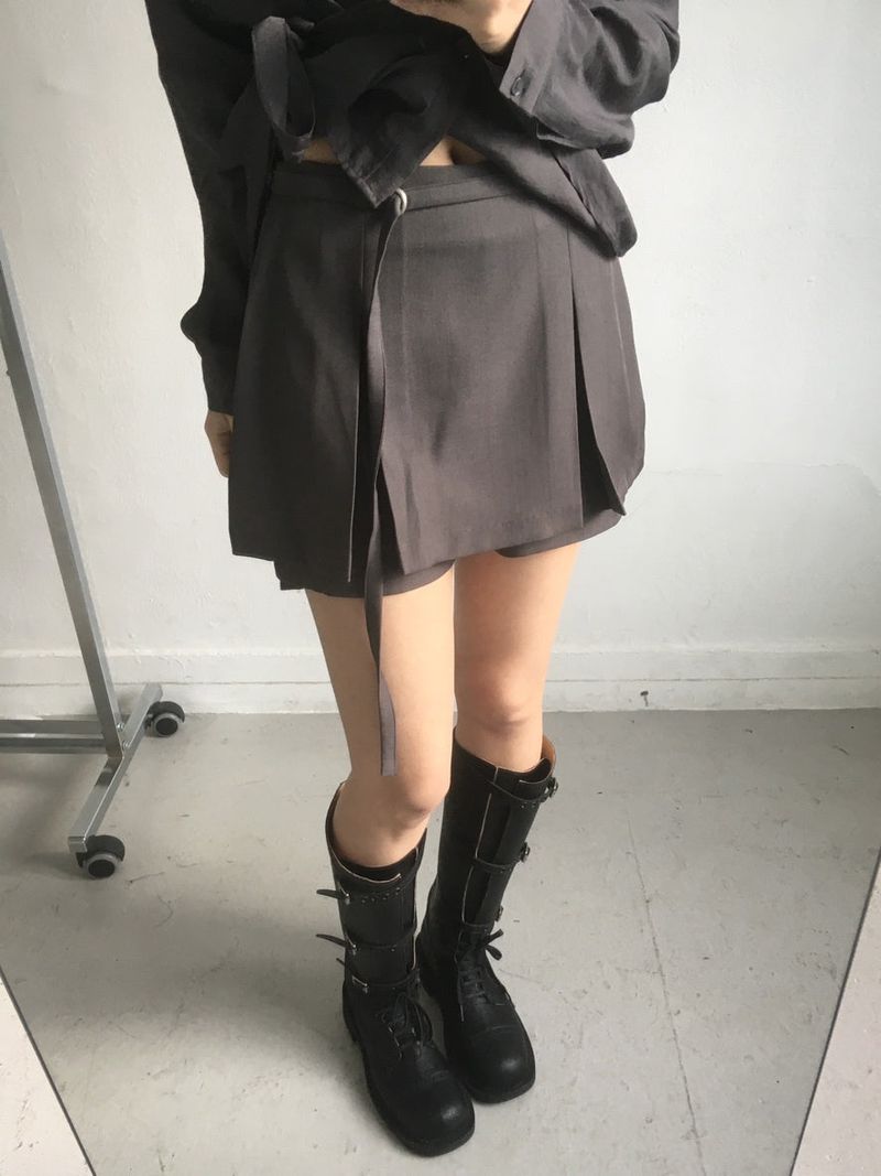 moroi（モロイ）の「modern skirt pants（Skirts）」