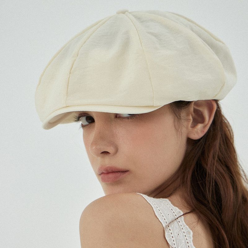 VA Curved Logo Easy Fit Newsboy Cap / Cream