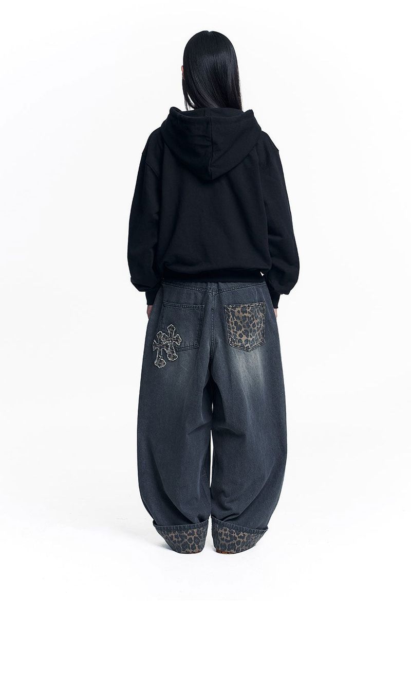 Leopard Cross Patch Roll-Up Denim Pants - Black