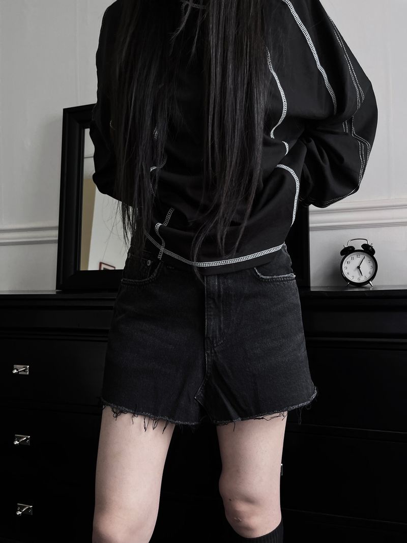 vintage like damage denim skirt