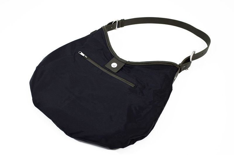 H-Buckle Soft Leather Dumpling Bag (khaki)