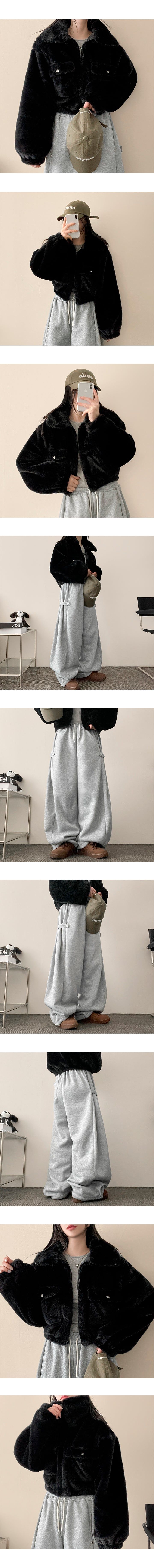 Pocket High-neck Cropped Jumper