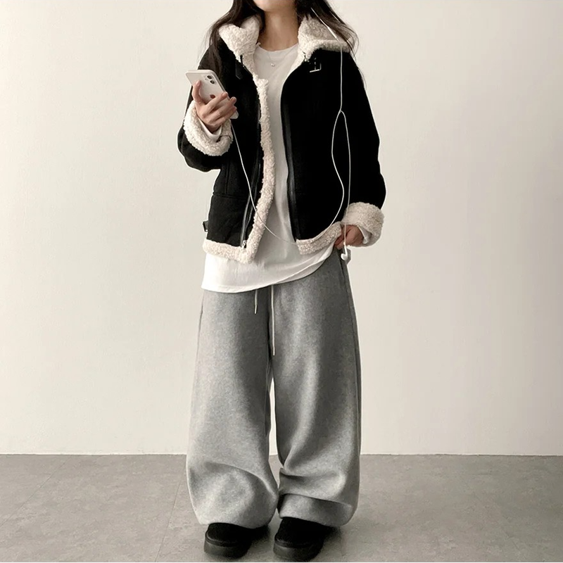 Ronde Cute Hood Mustang