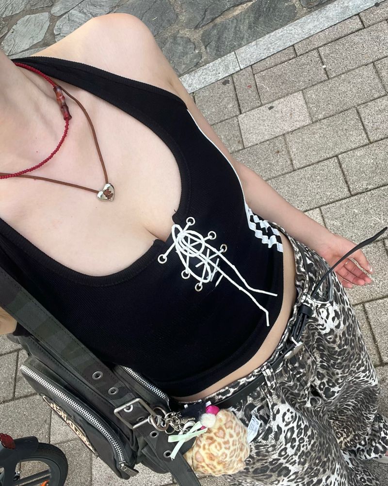 MADE stick necklace