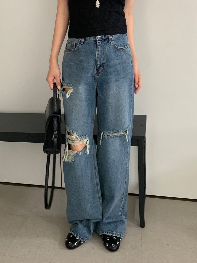 ROIA(ロイア)の「Navid Distressed Denim Pants(Pants)」