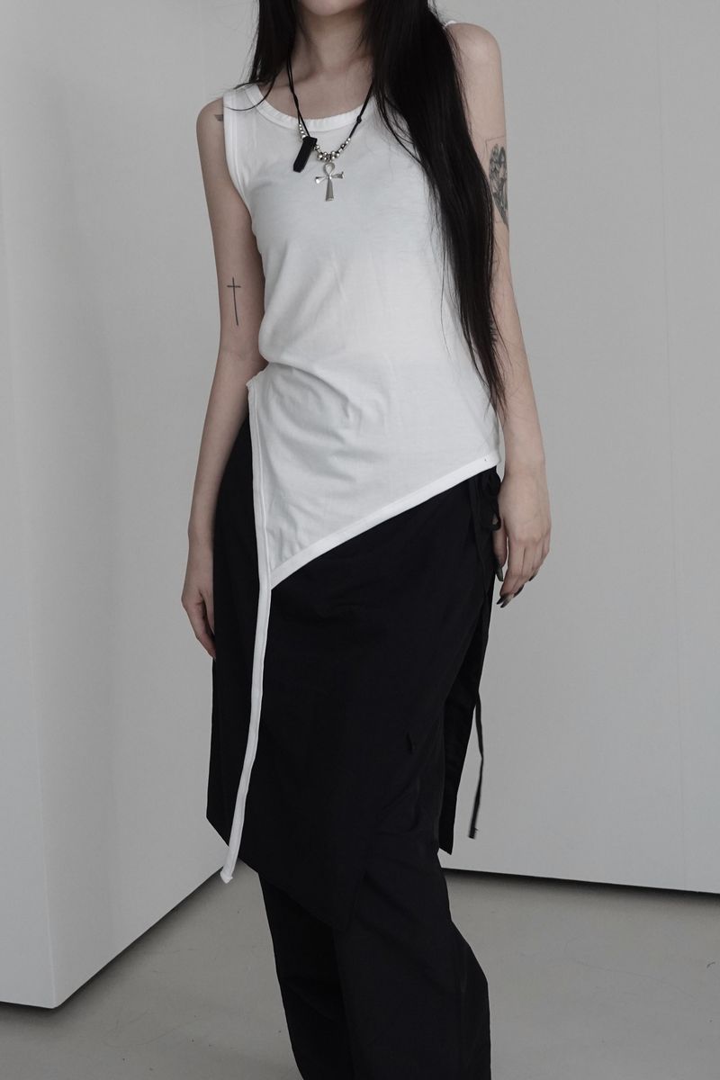 unbalanced layered tail sleeveless (4color)