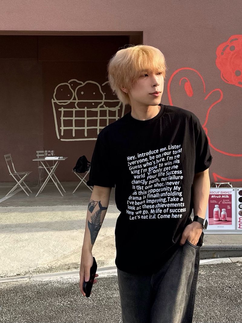 Square frame lettering short sleeve T 3C